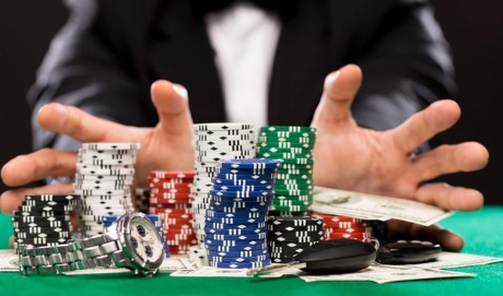 Cách chơi poker, luật chơi poker chuẩn cho người mới bắt đầu